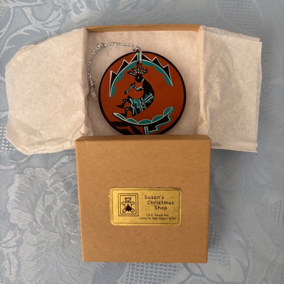 Kokopelli Ornament - Picture 3 of 3